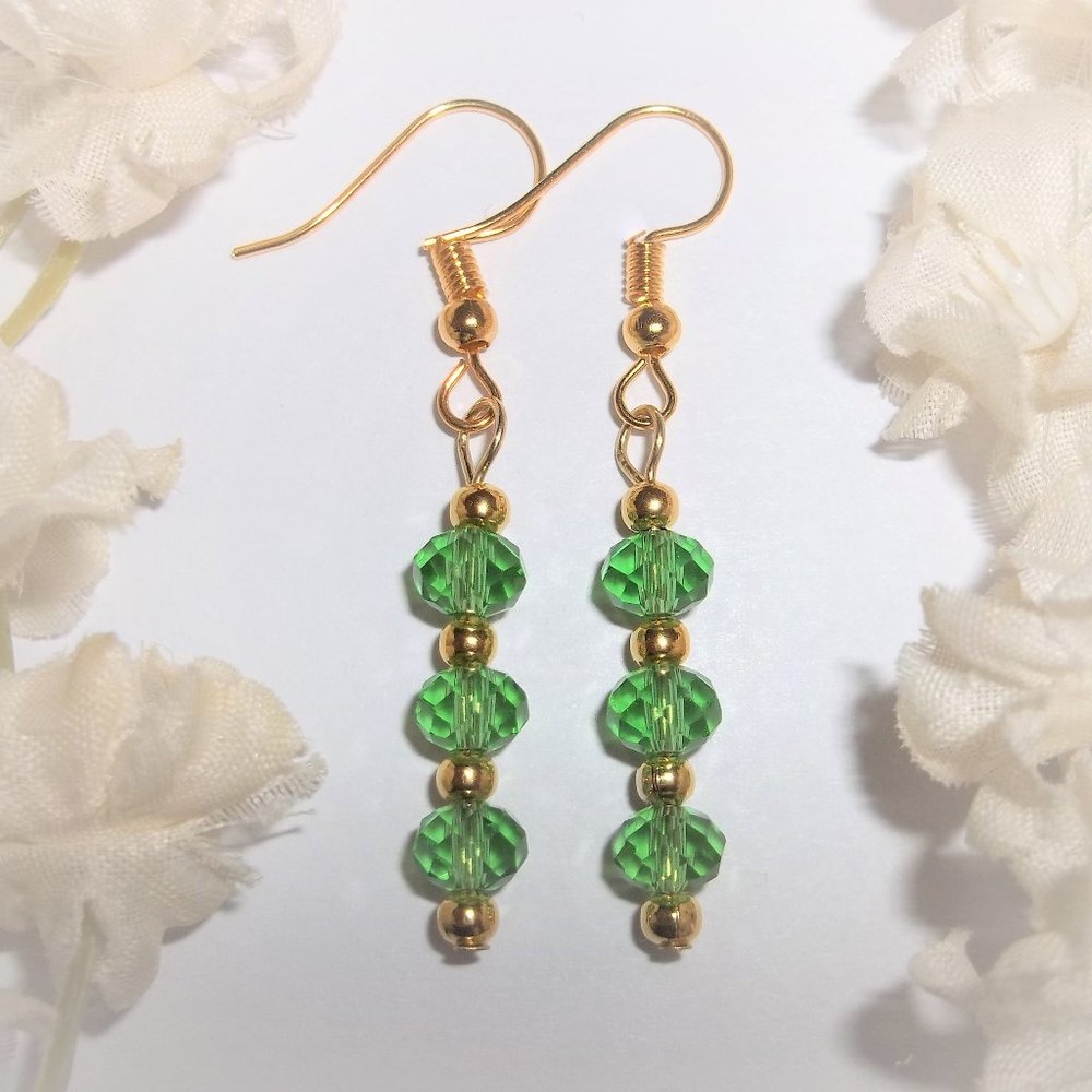Gold & Green Glass Beaded Earrings Dainty Simple Modern Elegant Style NWT 6328